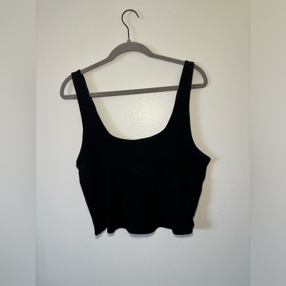 Old Navy Cropped Ribbed Tank Top
